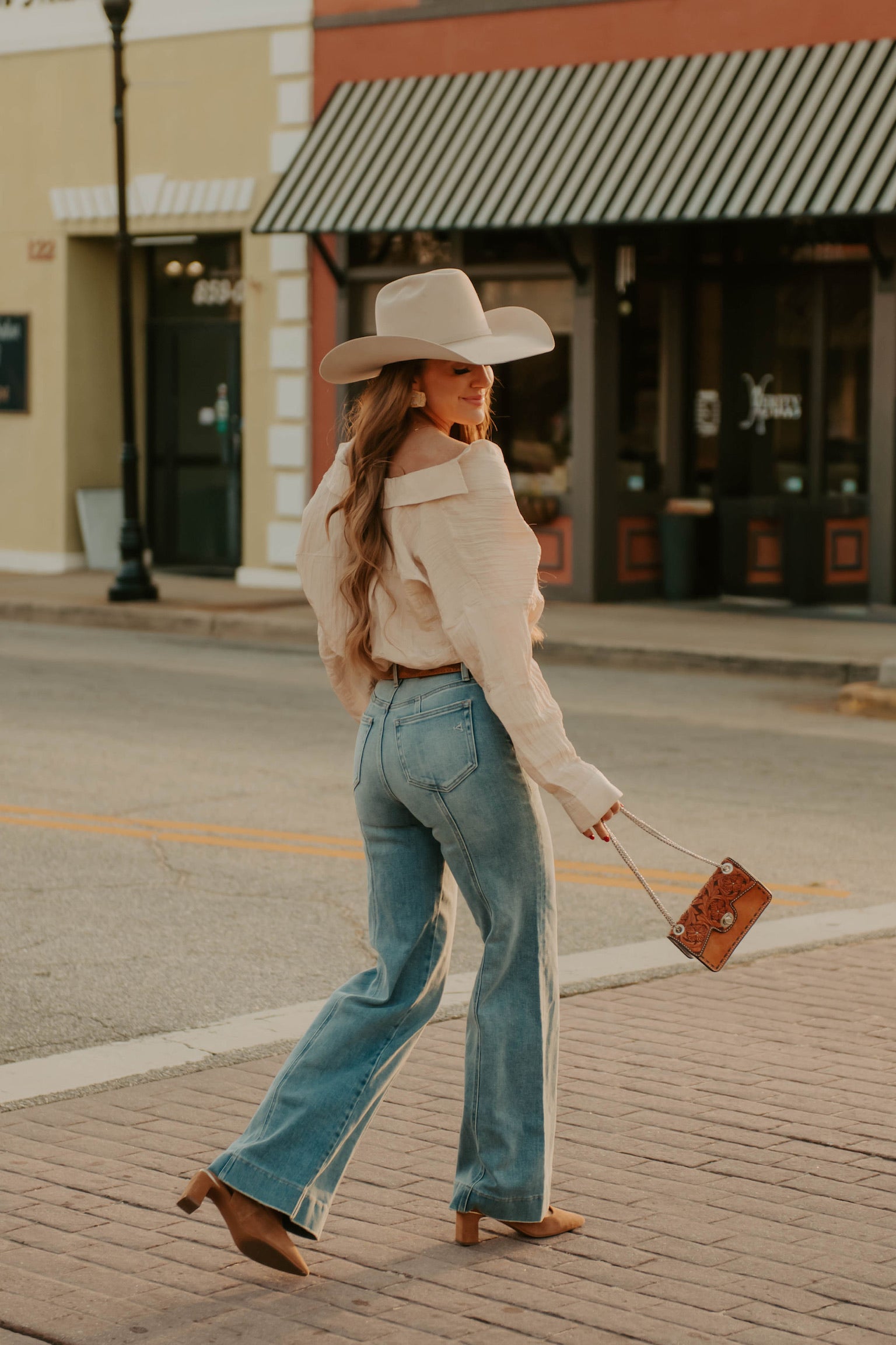 The Happi Jeans – High Waist Wide Leg